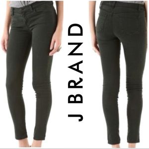 J Brand Skinny Jean in Conifer Dark Green Size 27